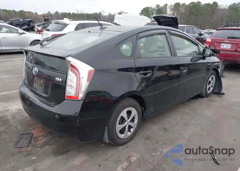 2015 Toyota Prius Three z USA, uszkodzony, nr VIN JTDKN3DU0F1886042